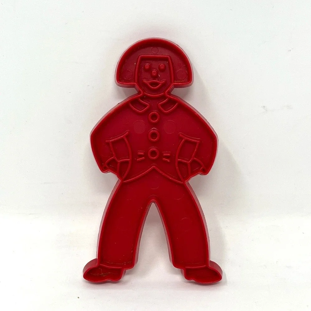 Vtg Tupperware Cookie Cutters Red Plastic with Handles SET of 4 Pig Rabbit Cake